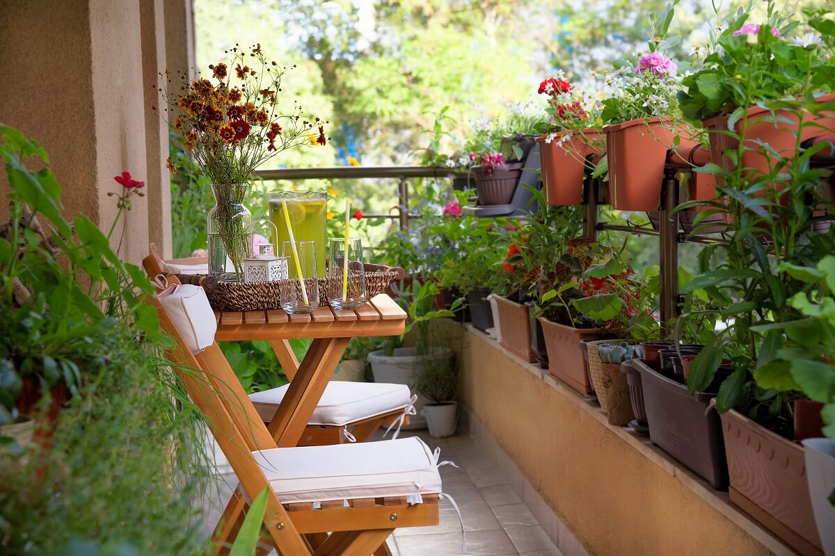 Creative Ideas for Decorating Small Balconies